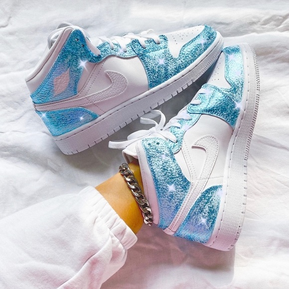 Nike🎄glitter custom air jordan 1 mid sneaker - Picture 2 of 4